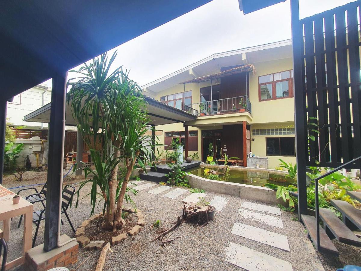 Pa Rang Cafe & Art Stay Chiang Mai Exterior photo